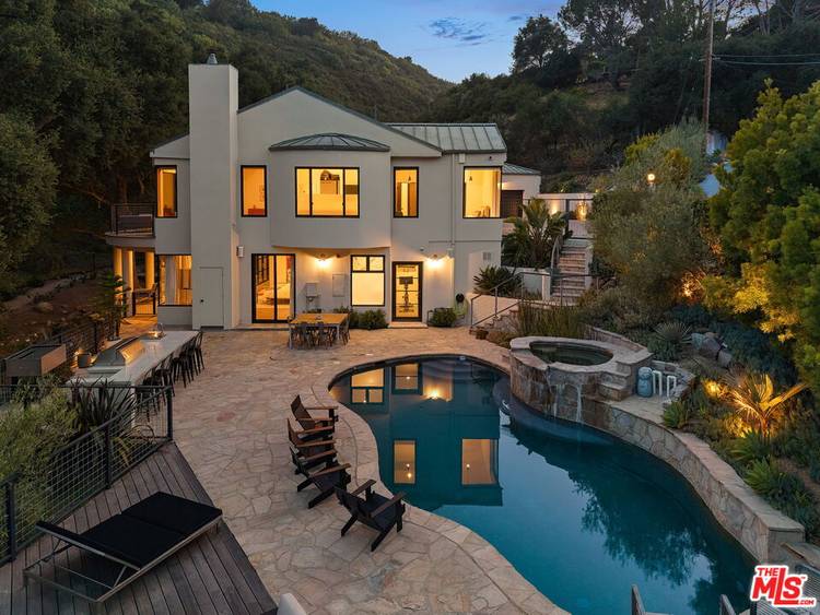 28222 Via Acero St 4BR Malibu La