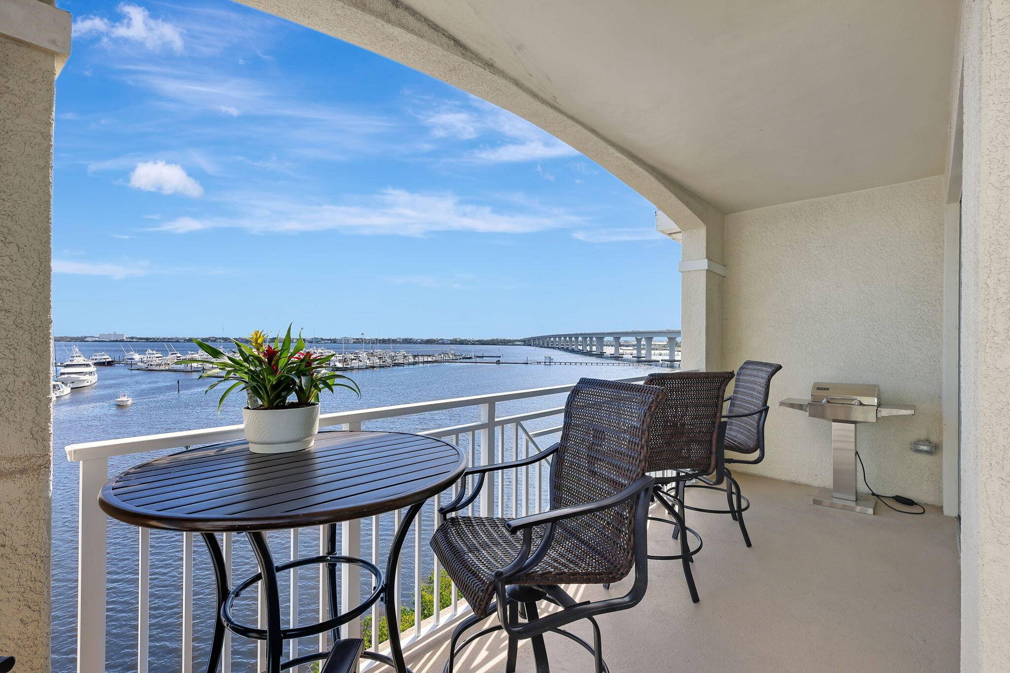 Experience waterfront luxury at The Harborage Yacht Club Condos in this fully furnished, turnkey 3 bedroom, 2 bath penthouse corner condo, beautifully updated, sleeps 8.