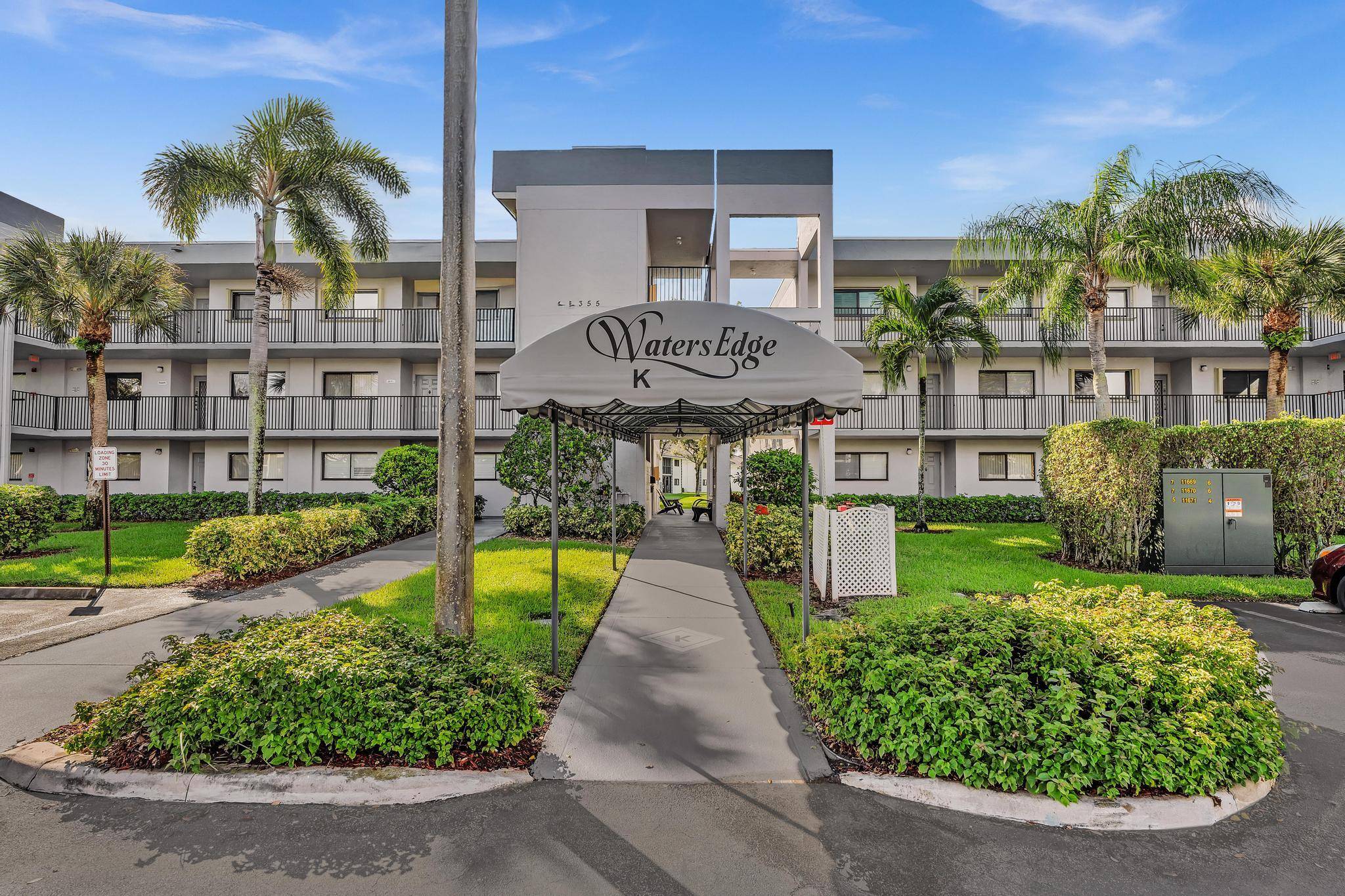 Truly beautiful location, and well maintained 2 beds 2baths split plan condo with comfortable living in a well maintained, man gated 55 community, with a myriad of amenities and interest.