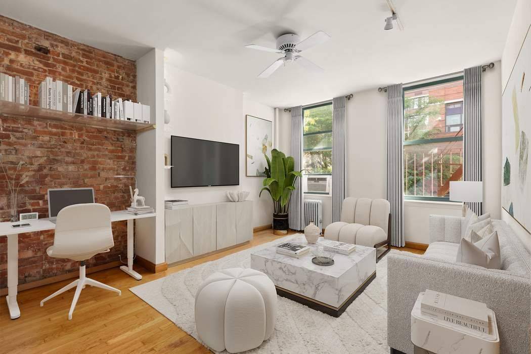 Tucked away in a delightful pre war HDFC cooperative on West 55th Street, this newly renovated and turnkey residence stands just moments from Hudson River Park, Central Park, Columbus Circle, ...
