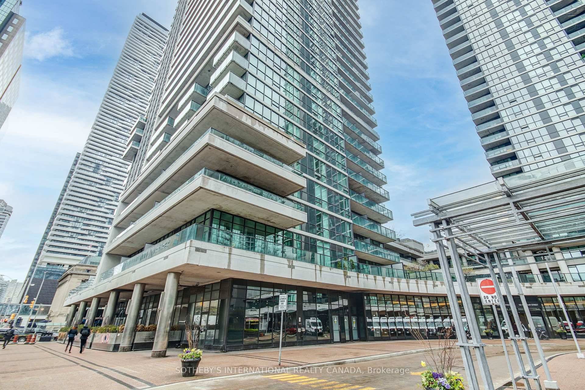 Welcome to a rare opportunity in the heart of downtown Toronto a stunning corner suite designed for those who truly value outdoor living.