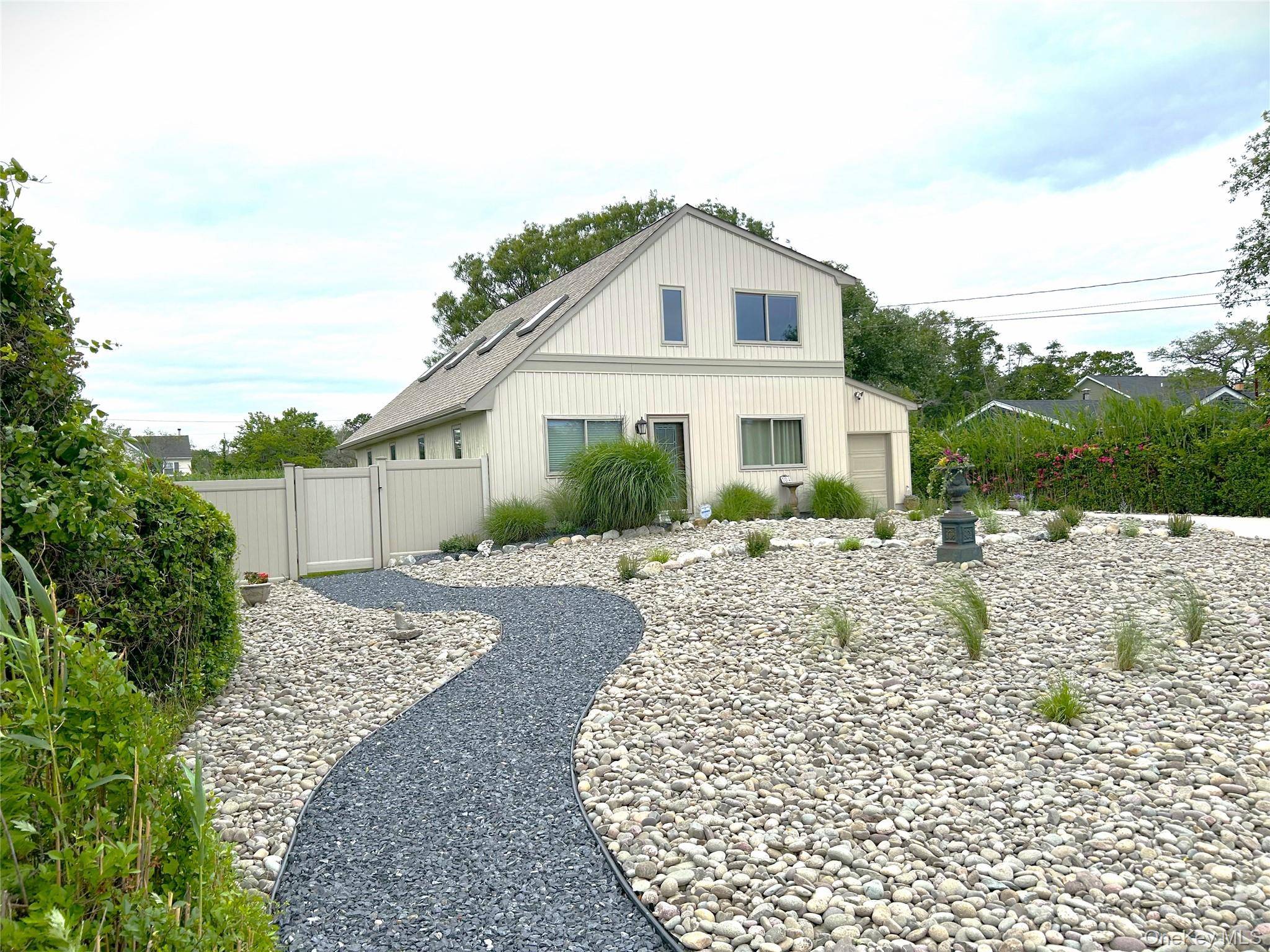 Diamond Contemporary two houses up from the Great South Bay.