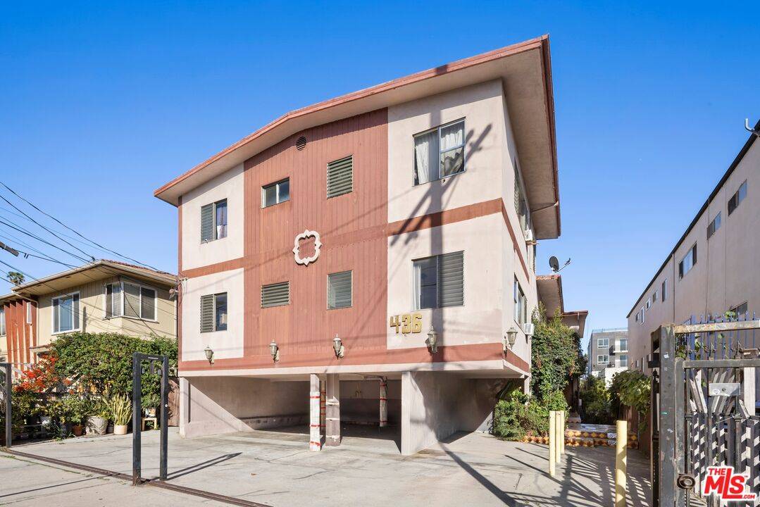 436   Normandie Pl 14BR Mid Wilshire La