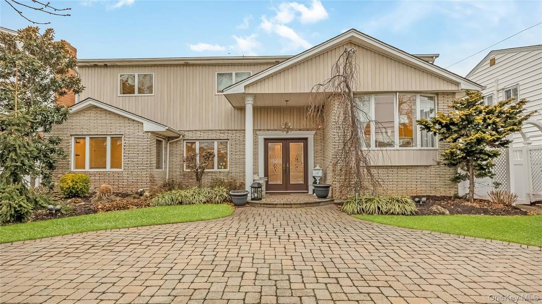 OPEN HOUSE 1 31 26 CANCELED Welcome to this stunning 4 bedroom, 2.