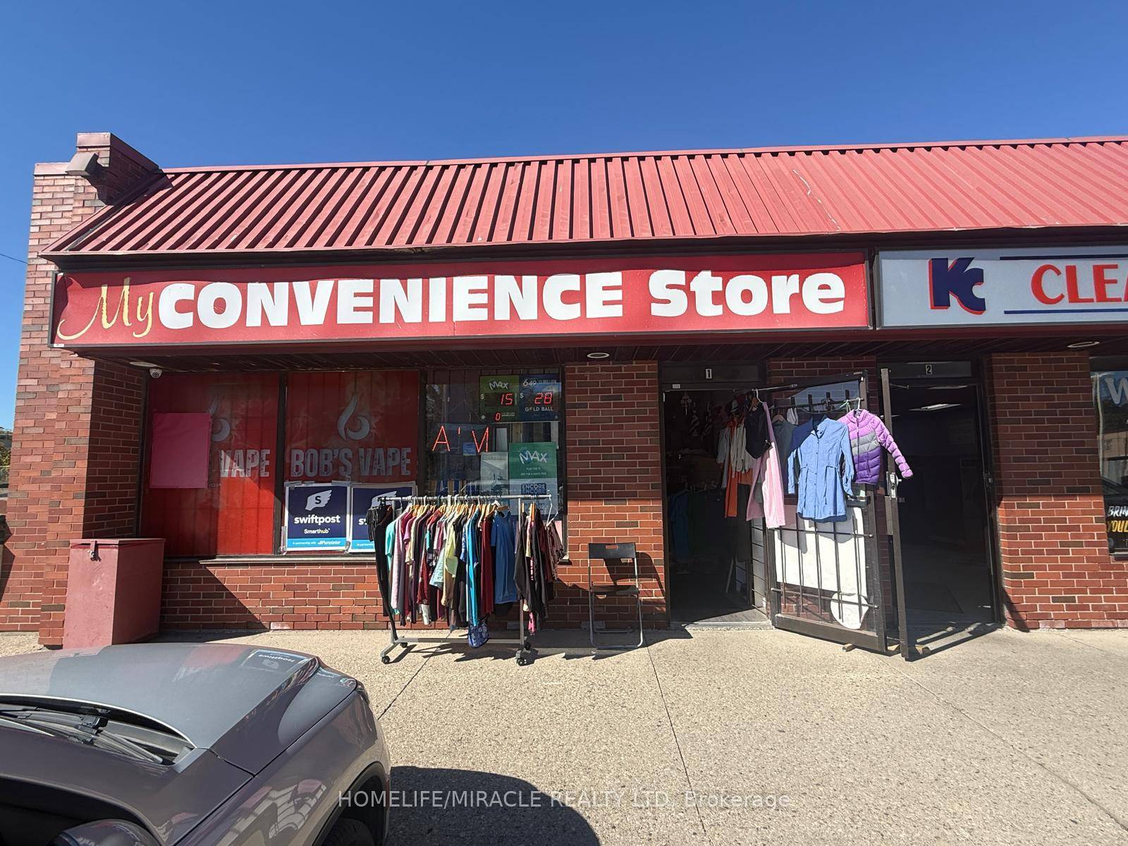 Excellent Convenience Business with Vape Store in Kitchener, ON is For Sale.