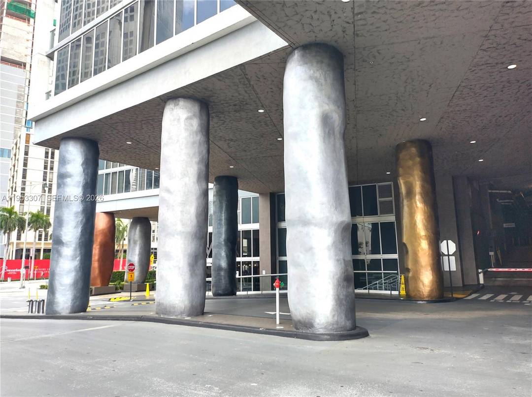 Spectacular corner unit at Icon Brickell 1.