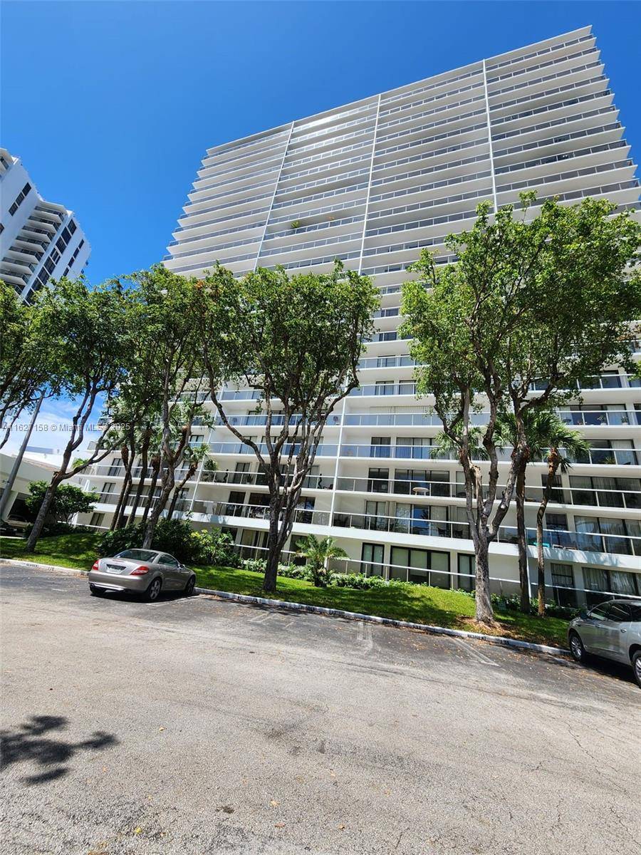 Amazing opportunity to own a fully furnished 3 bedroom, 3 bathroom home with laundry facilities and stunning views overlooking the Aventura Country Club.