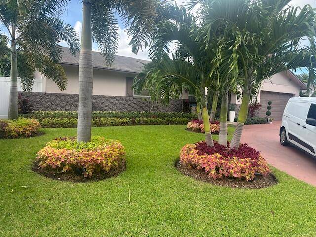 No HOA ! Well maintained outside.