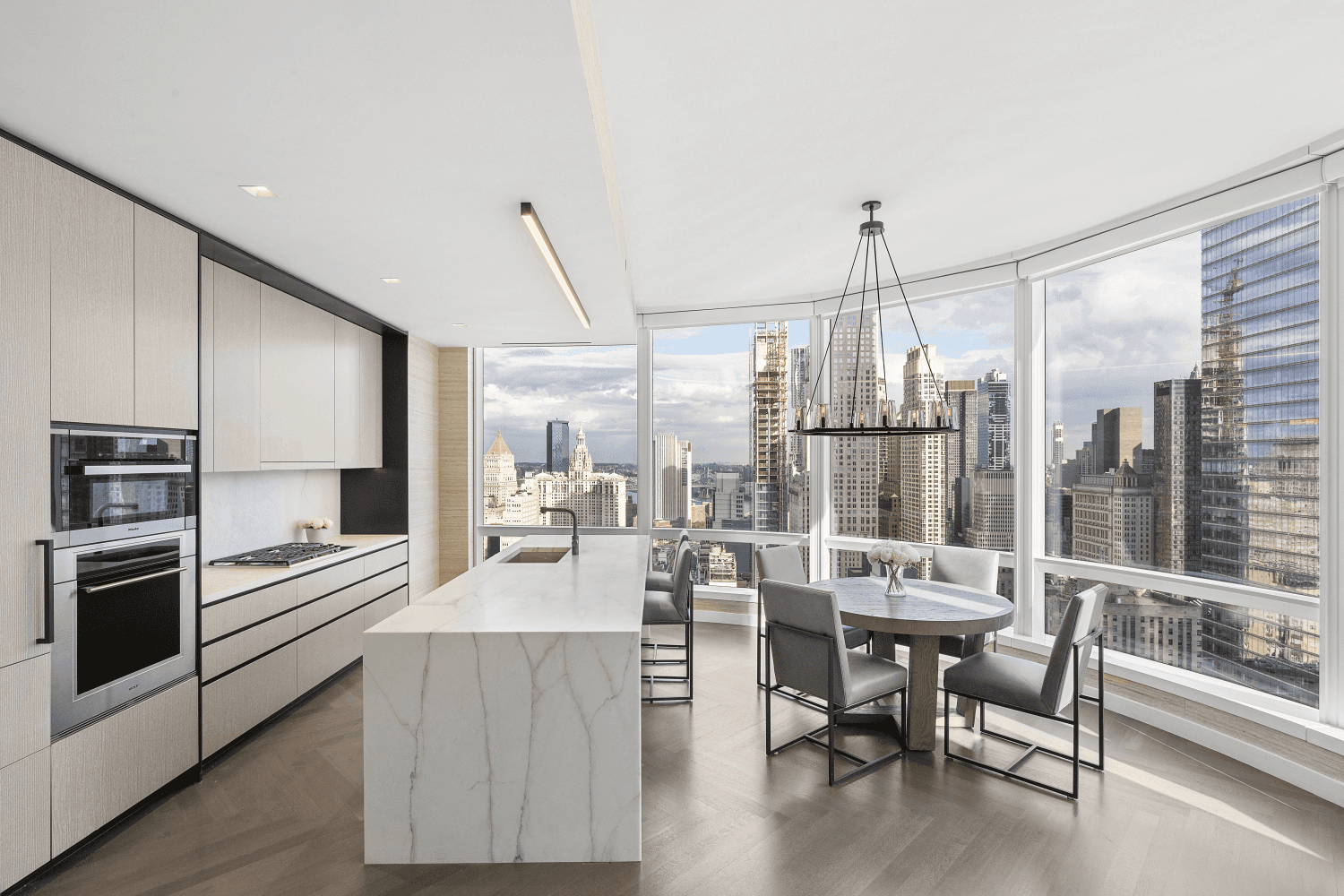 Welcome to Residence 41B at 111 Murray Street, an exquisite haven perched on the 41st floor, where luxury meets sophistication.