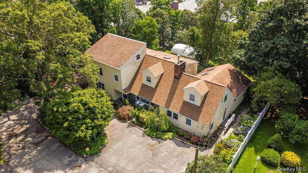 LI Gold Coast Comes to Ronkonkoma.