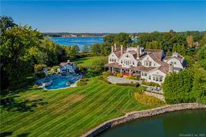 Direct waterfront at southernmost tip of Indian Head Road, this perfect house has brought together architect JP Frantzen and Tallman Builders to create a magnificent waterfront enclave.