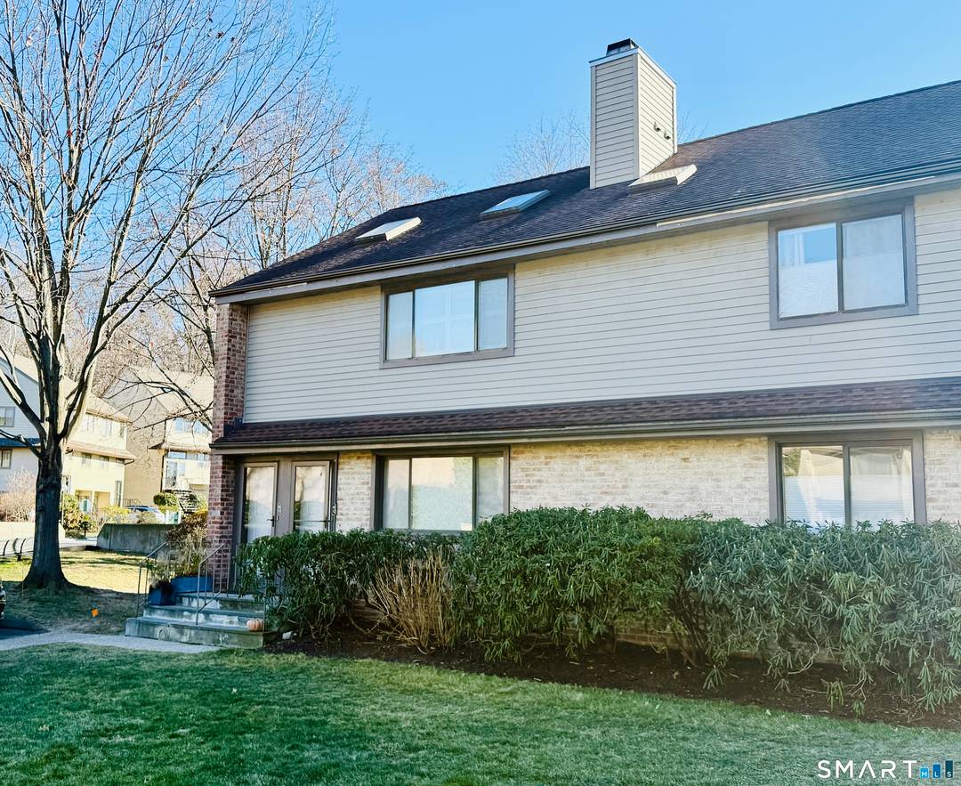 Bright and spacious 2 bedroom, 2 full bath second floor end unit in Stamford's sought after Chesterfield gated community.