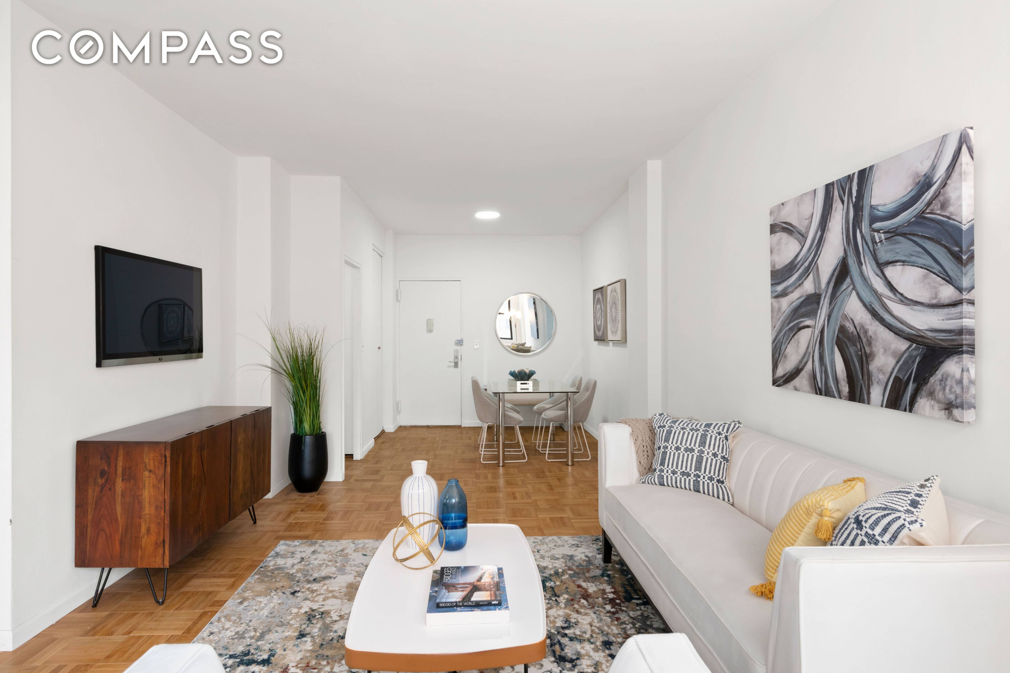 Opportunity knocks in this spacious and refreshed one bedroom, one bathroom home featuring generous closet space and high floor city views at Quaker Ridge, a beautifully maintained full service building ...