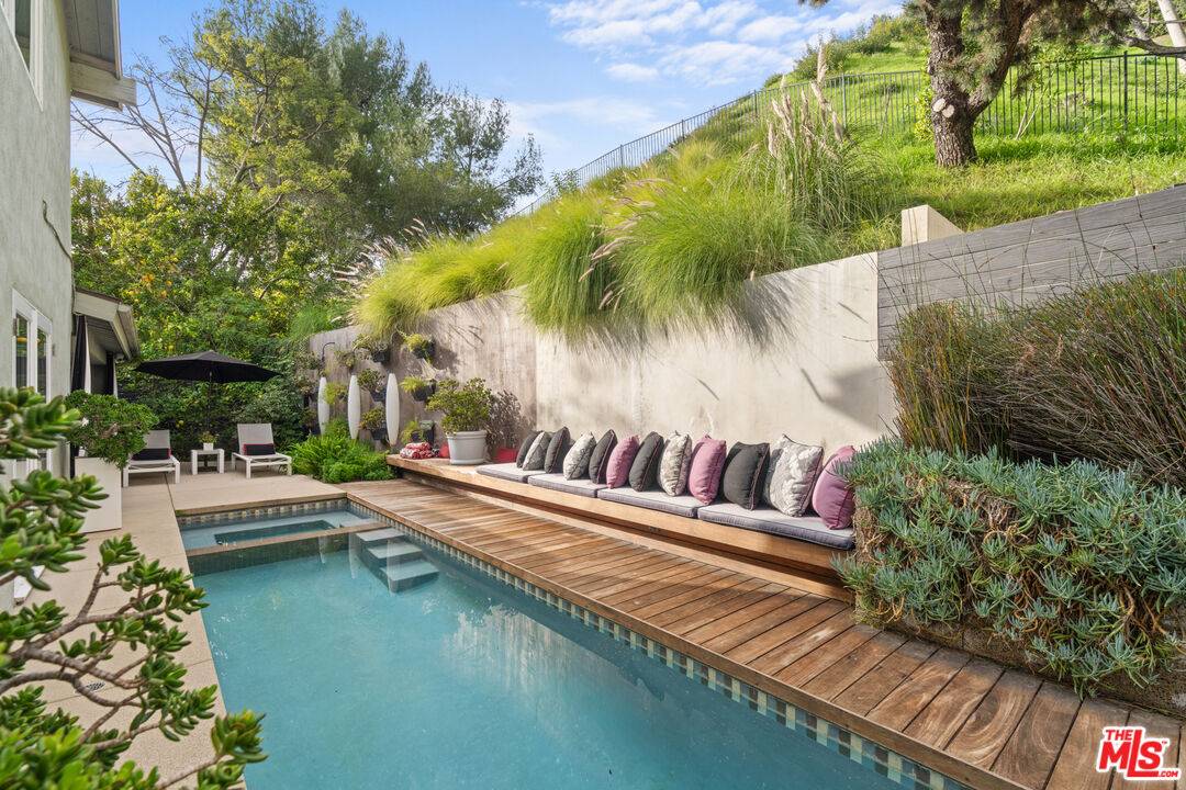 9767   Apricot Ln 4BR Beverly Hills Post Office | B.H.P.O. La