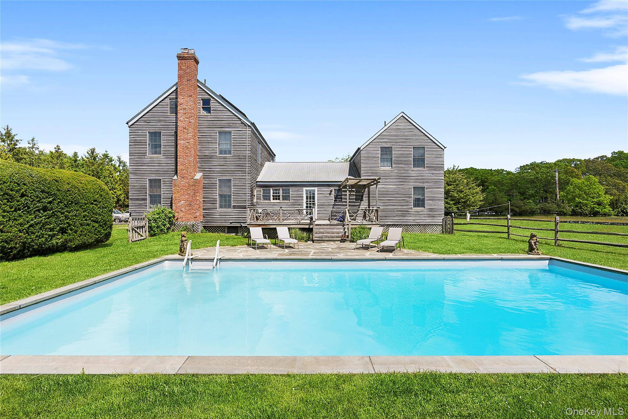 GENESIS FARM A Gem in the Heart of East Quogue Welcome to Genesis Farm, a chic, modern and aesthetically rustic inspired retreat nestled in the heart of the Hamptons.