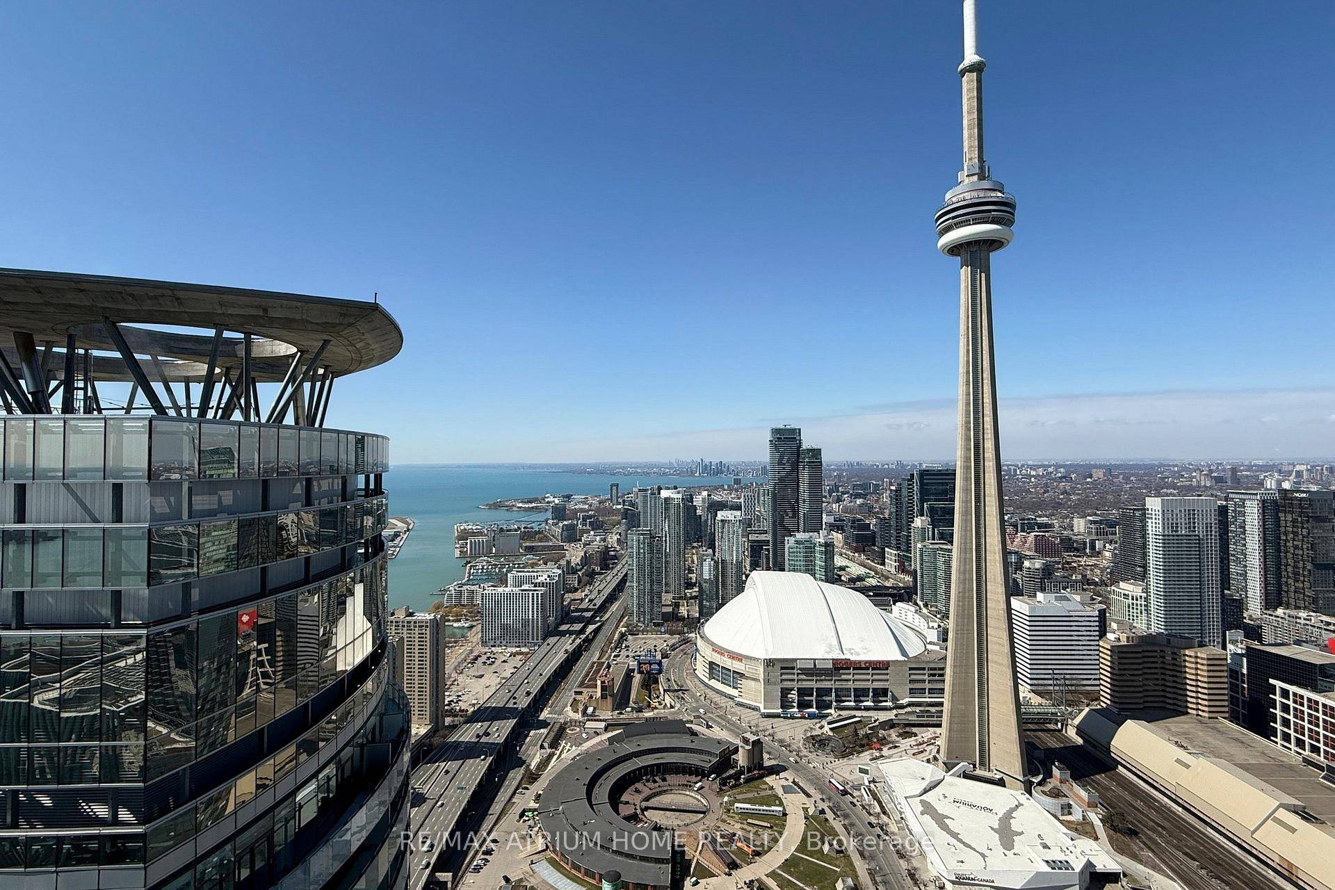 Luxurious 1 bedroom 'Ice Condo' in heart of downtown Toronto.