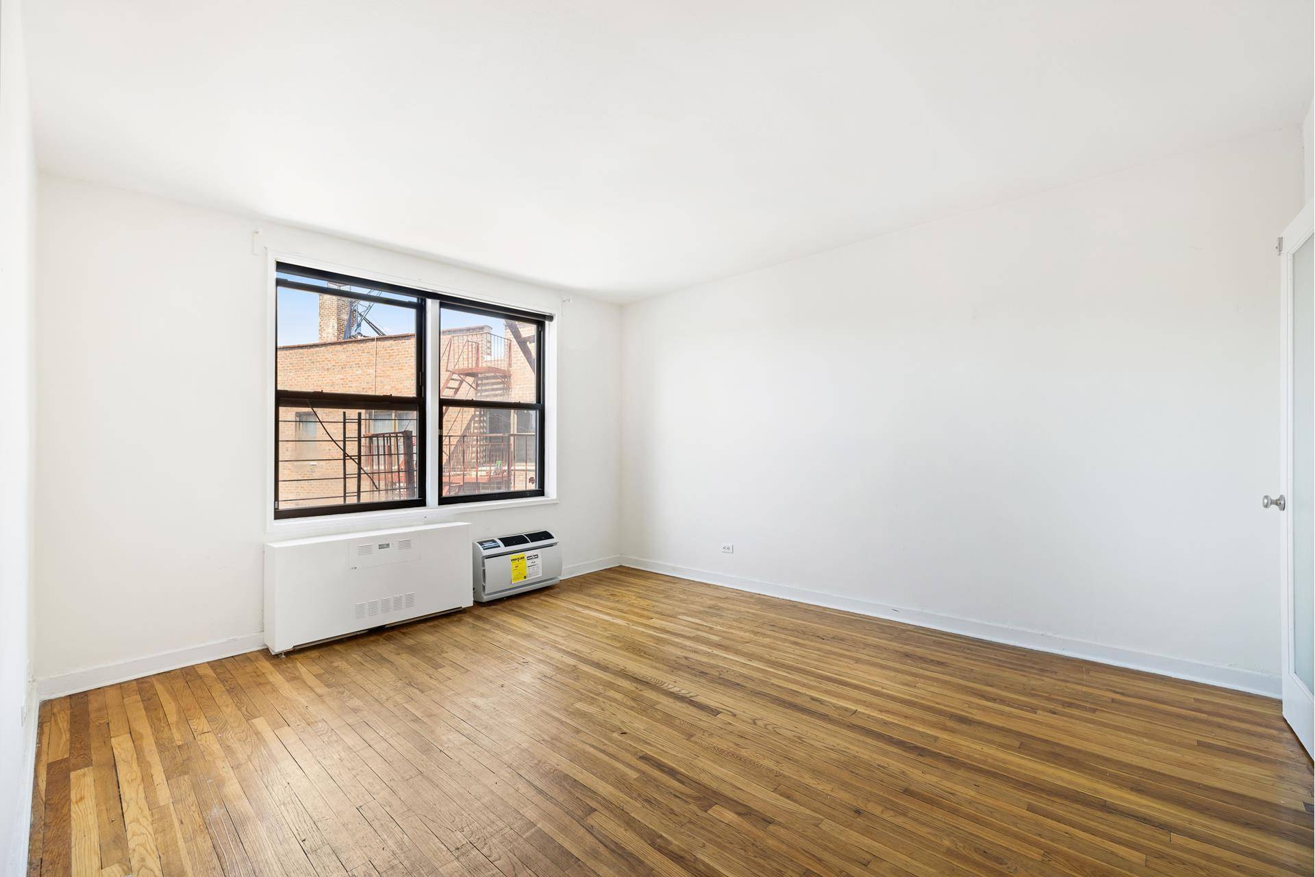 Bright and sunny, top floor one bedroom home with a bonus room !