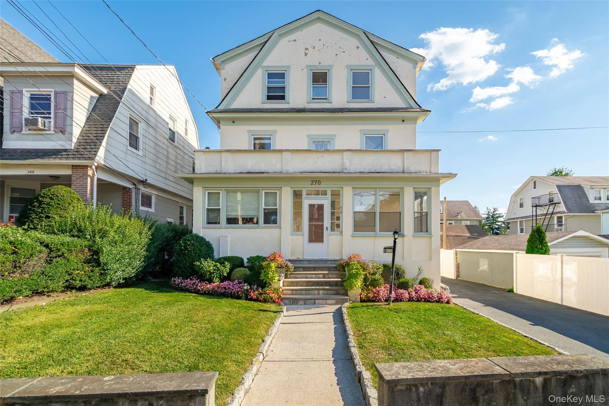 Bright, Updated amp ; Clean 3 Bedroom, 1 bath apartment on the 2nd floor of a well cared property within 3 4 of a mile to the New Rochelle Metro ...