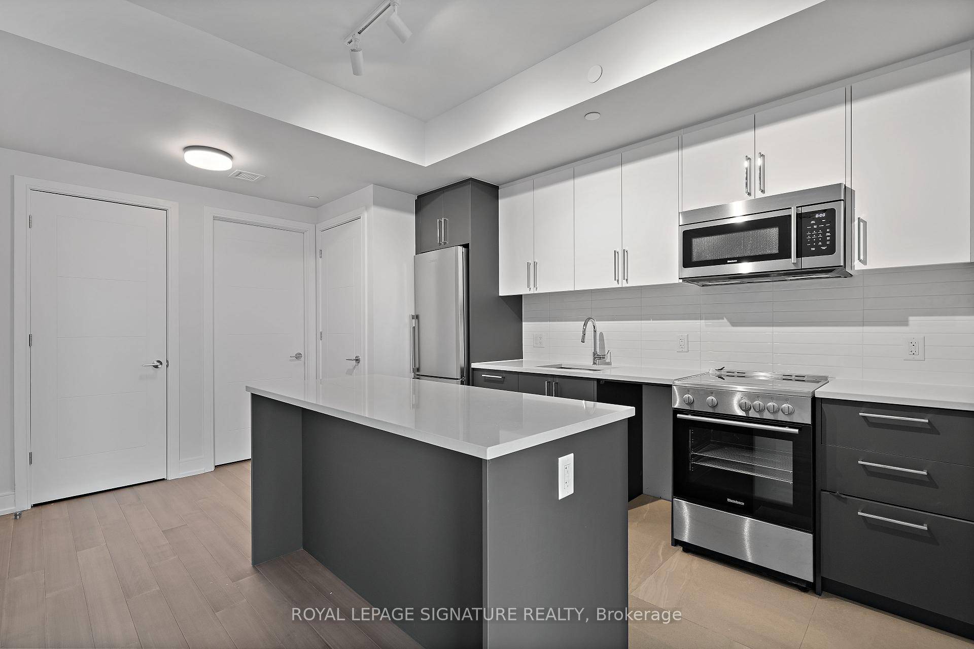SPACIOUS 1 BEDROOM ONE MONTH FREE RENT !
