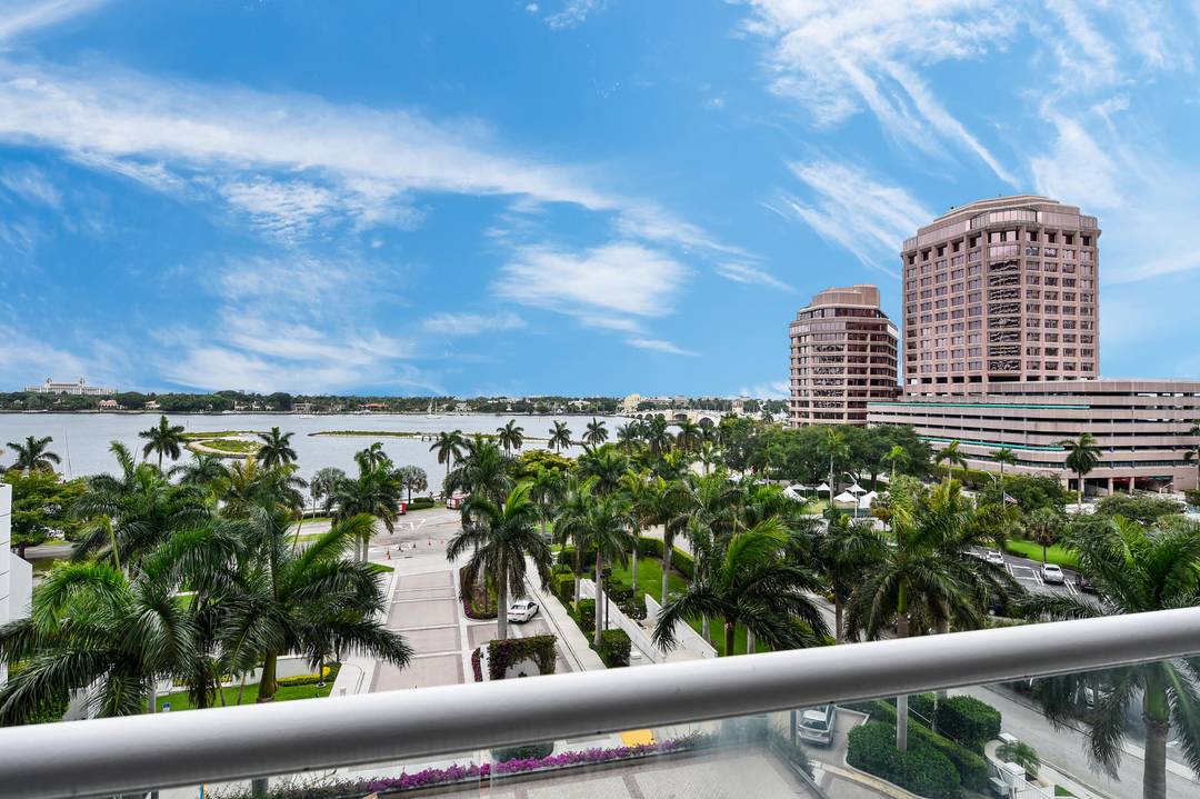 Highly desirable Townhouse with 2 Beds 2 Baths.