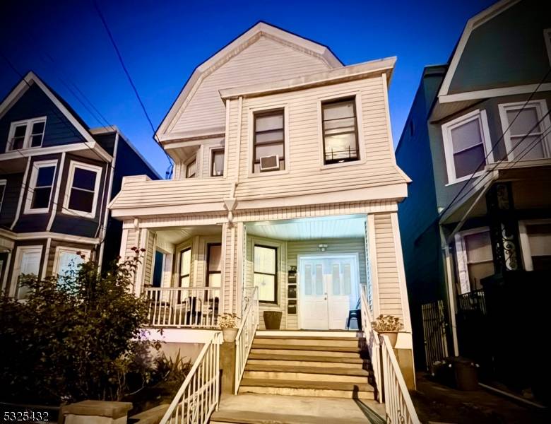 Back on market ! Buyer not able to perform !