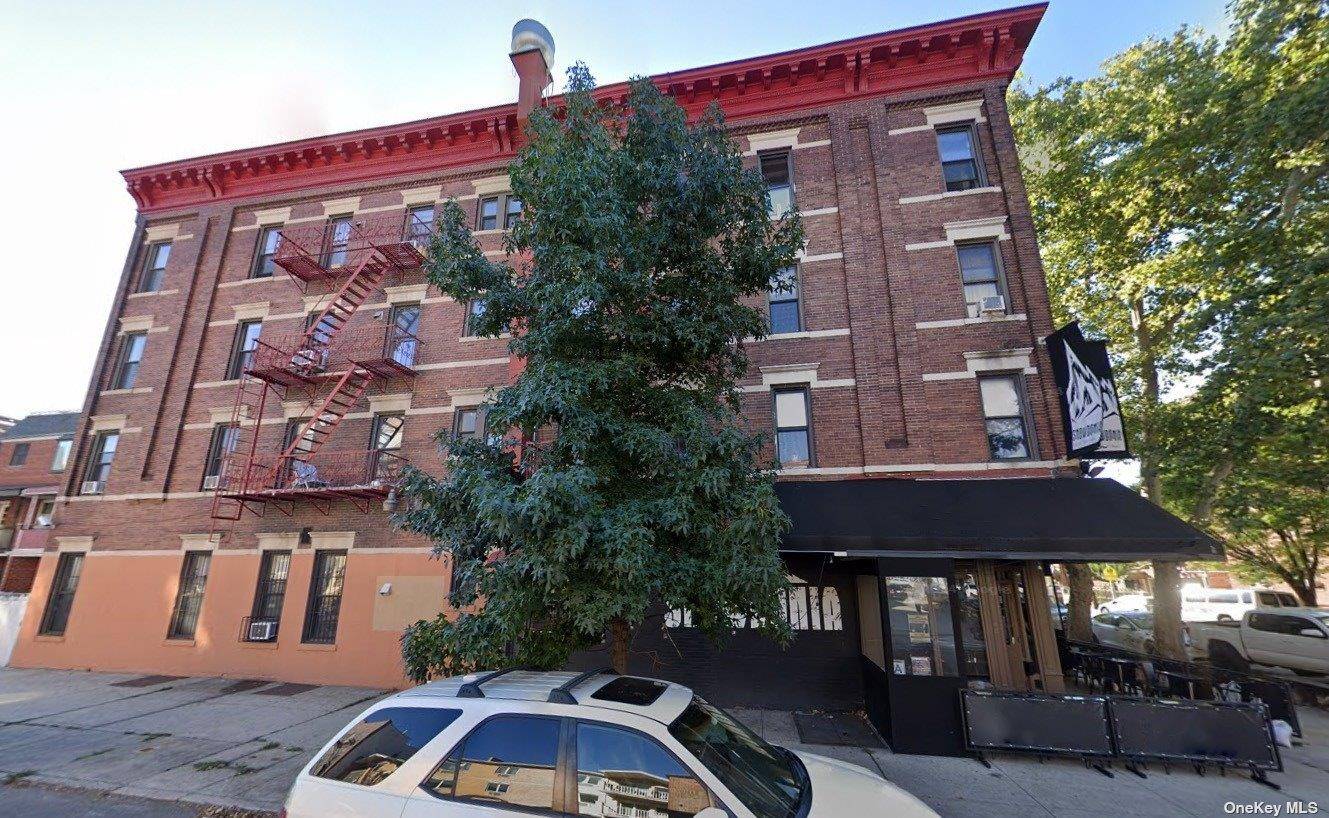 Prime commercial location in Long Island City with high foot traffic and bustling commercial district.