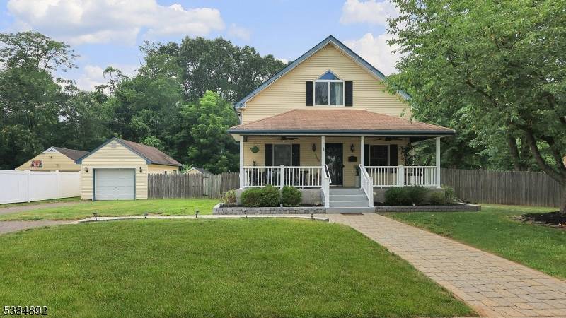 This meticulously maintained 4 bedroom Colonial Style residence offers a uniquely combined tranquillity of a natural setting with the advantages of modern convenience with significant Tax affordability.