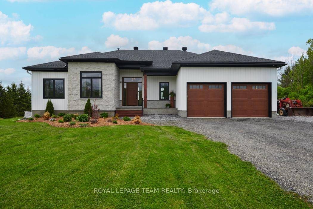 Stunning Custom Bungalow on a Quiet Country Road.
