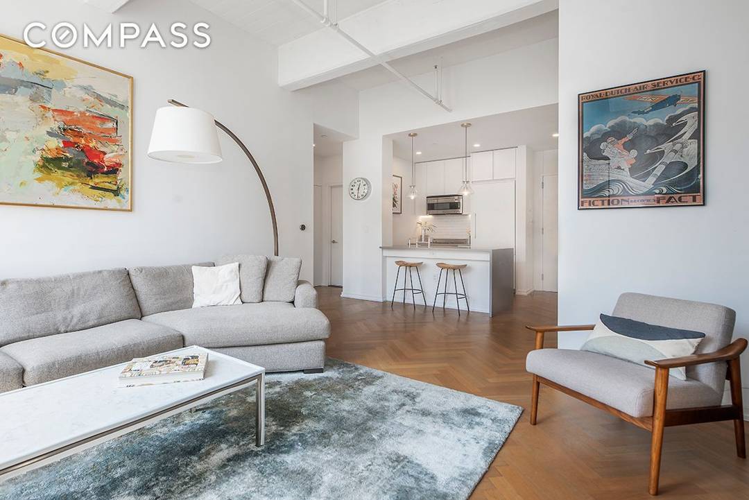 Large One Bedroom with Separate Home Office Nursery in one of Williamsburg's Premiere Waterfront Luxury Buildings Welcome to luxury living at 184 Kent Ave.