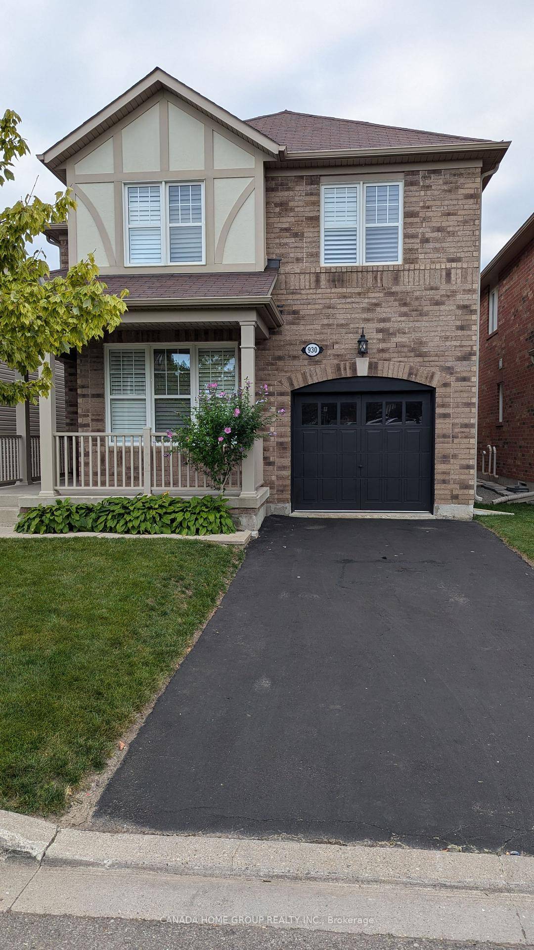 Single detached house This property combines modern living with unparalleled comfort, perfect for families.