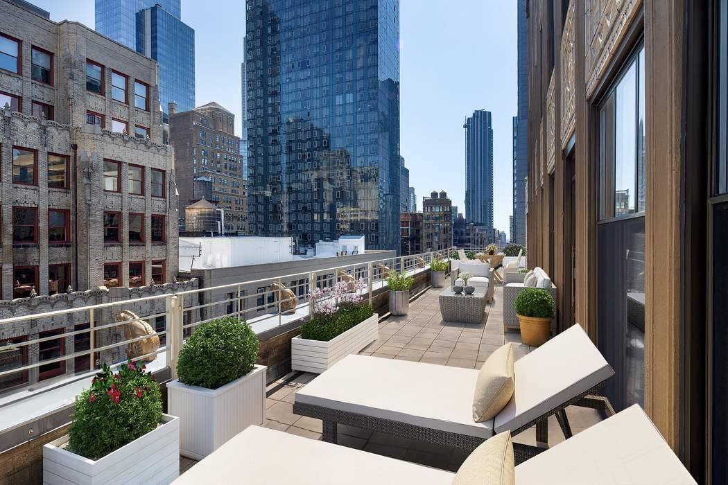 Terrace lovers dream with nearly 600 square feet of private outdoor space !