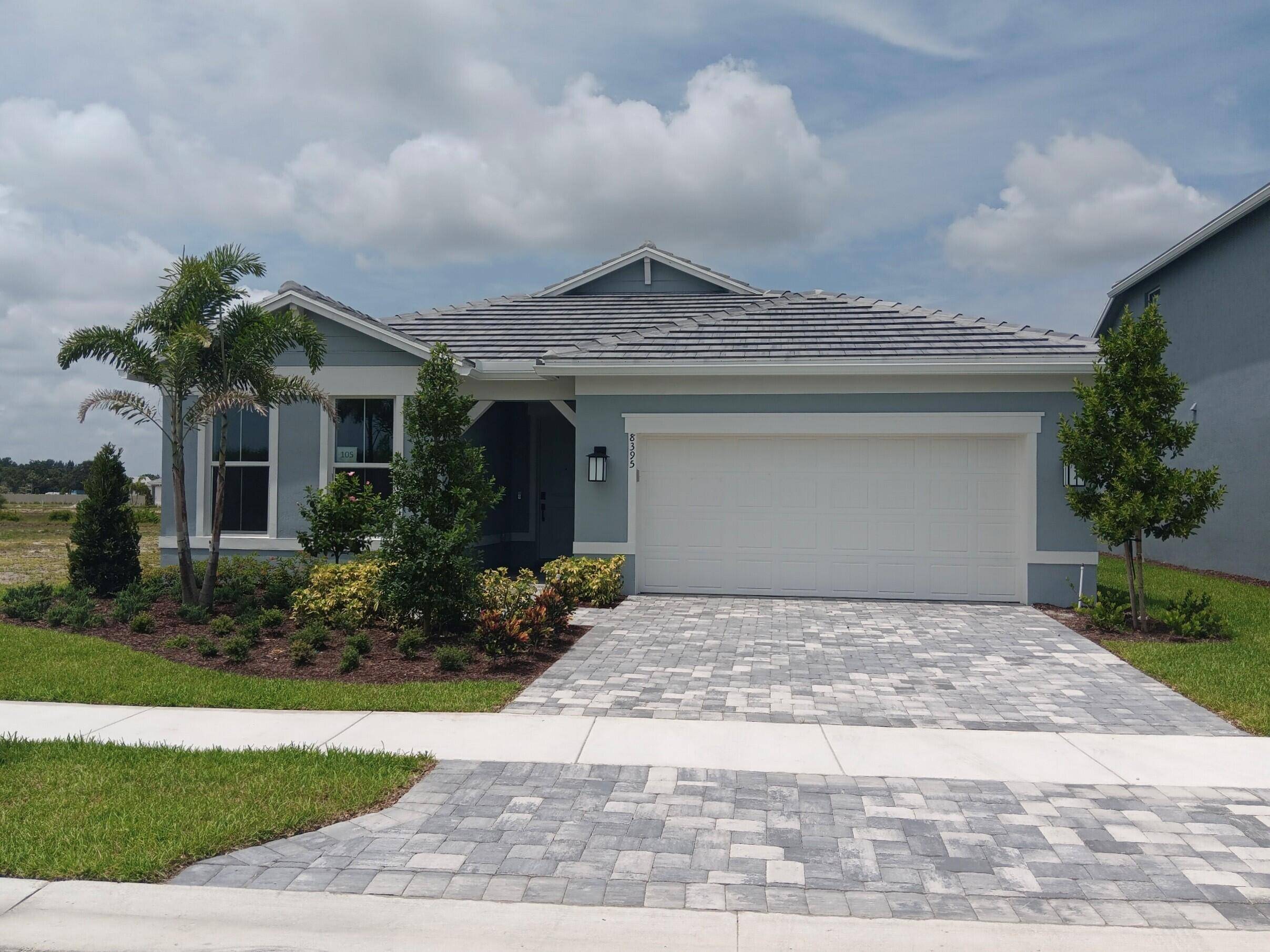 NEW CONSTRUCTION Welcome to Harbor Isle located just minutes from the Intracoastal and beautiful Beaches.
