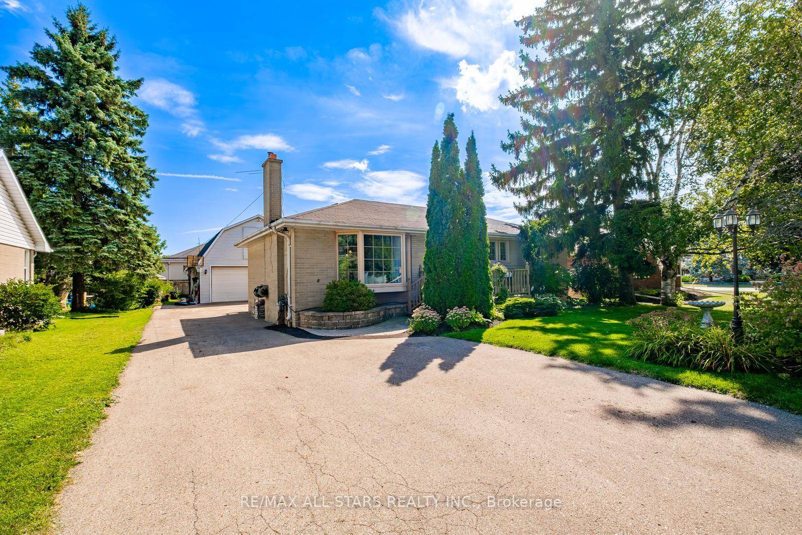 Welcome to this charming bungalow set on a rare and oversized 70 x 135 ft lot in the heart of Stouffville.