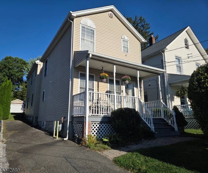 The perfect Condo Alternative is here for you, there's more house than yard !