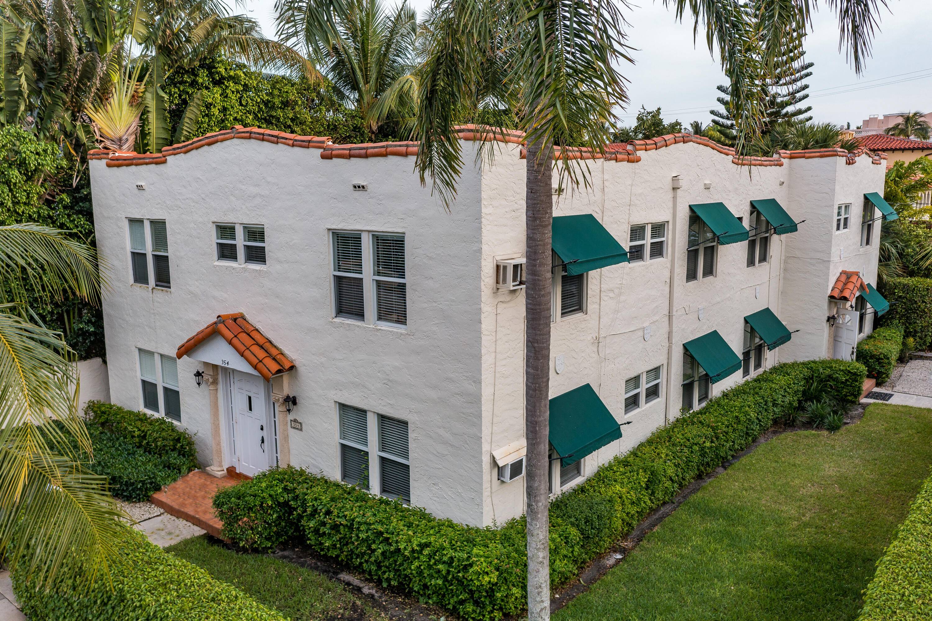 Amazing opportunity to own this 6 unit apartment building or build your dream home in the most sought after in town location.