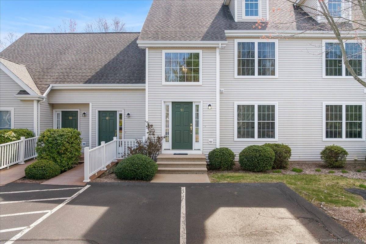 Discover this beautifully appointed 3 bedroom, 3.