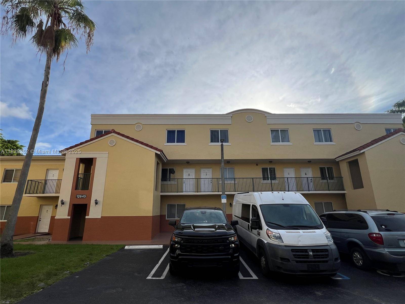 One of a kind complex that permits short term rental.