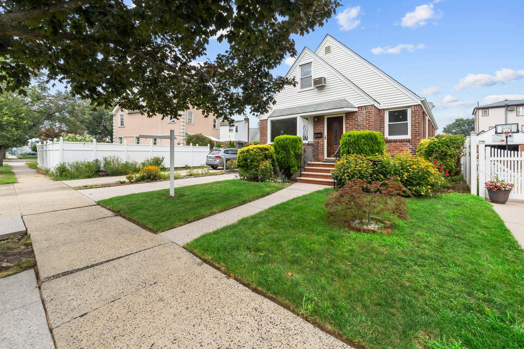 Fully Renovated 4 Bedroom Home Steps from Hillside Avenue Welcome to this fully renovated 4 bedroom, 3 bathroom home just steps from vibrant Hillside Avenue !