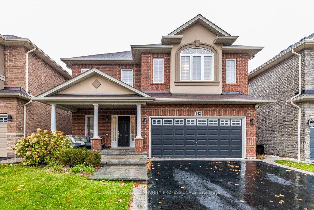 Discover this exceptional family home in prime Waterdown West !