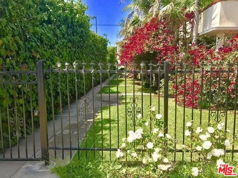 1144   15th St 1.0 Santa Monica LA