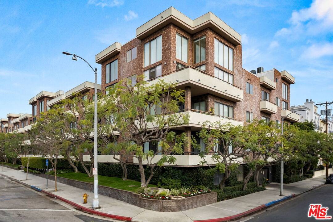 1880 Veteran Ave 2BR Beverlywood La