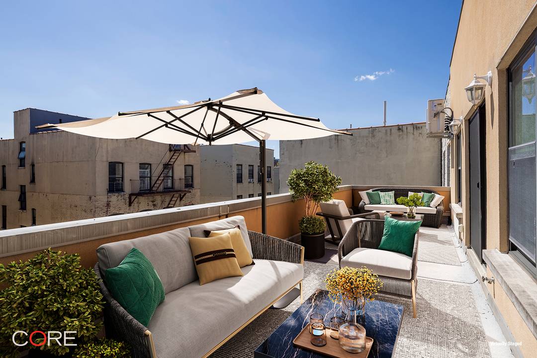 Expansive three bedroom penthouse boasting two large terraces perfect for relaxation and entertainment.