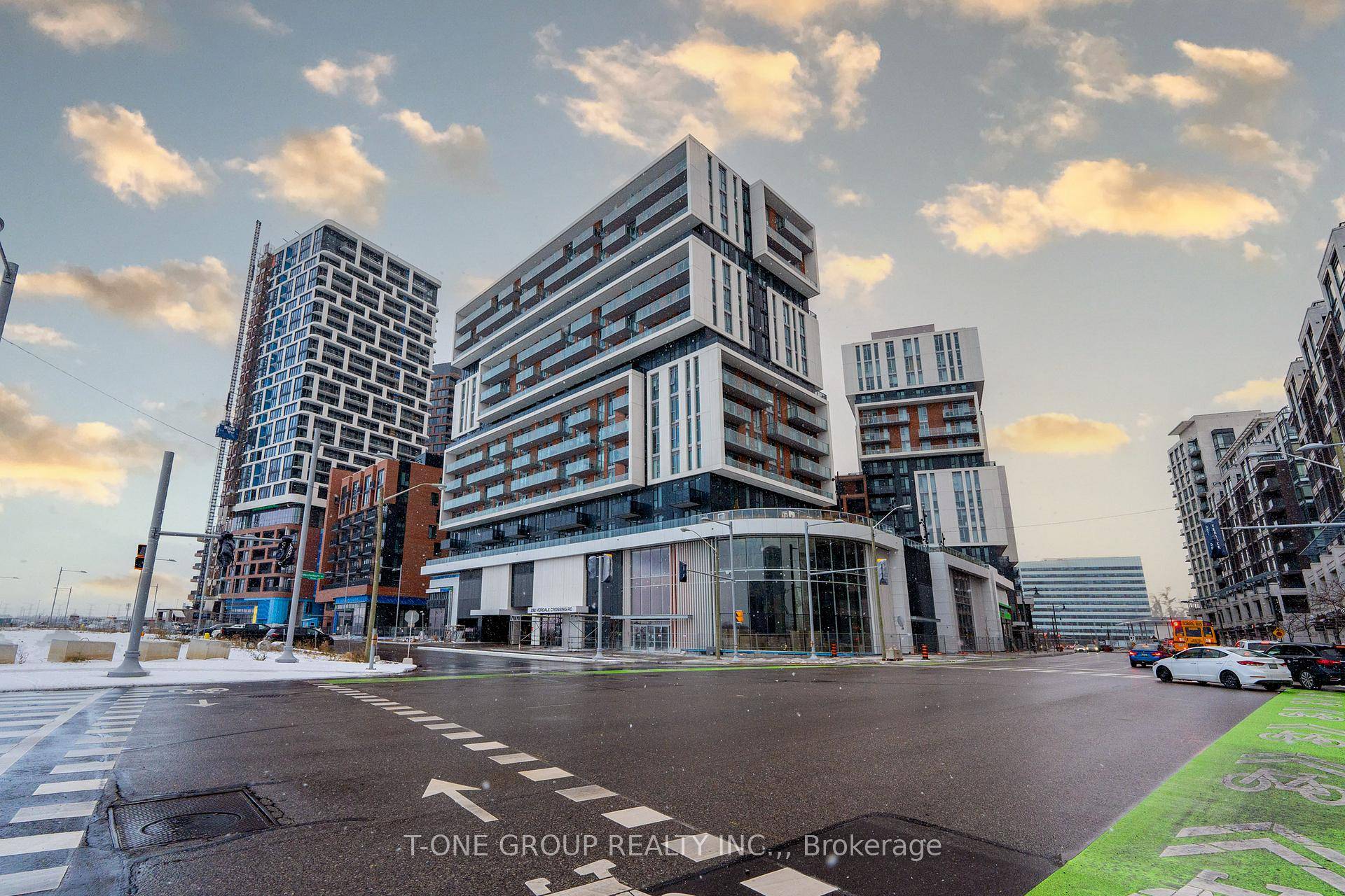 Welcome to Gallery Square in Markham !