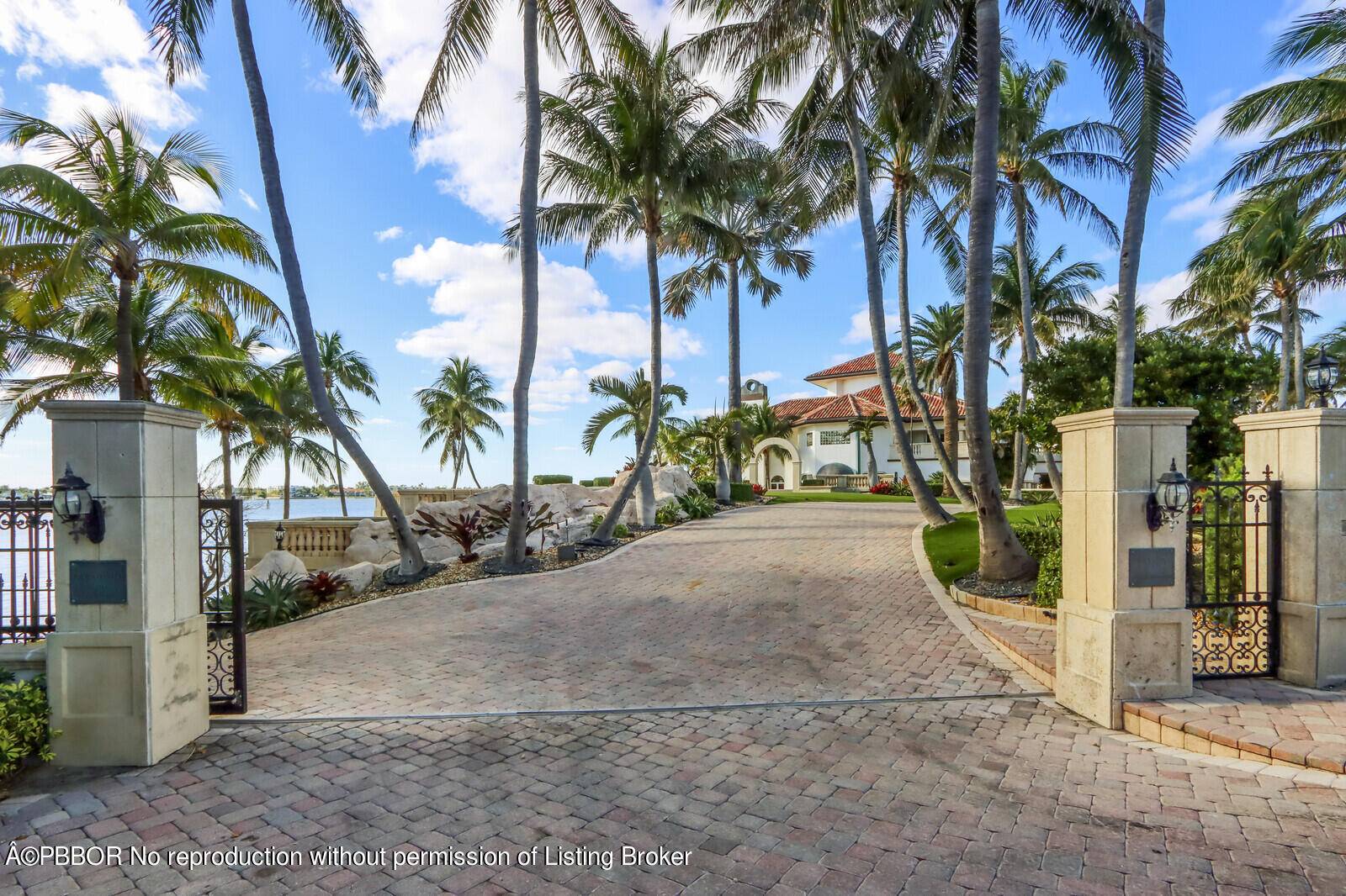 A very special large family estate with nearly four acres of lakefront and beachfront lands.