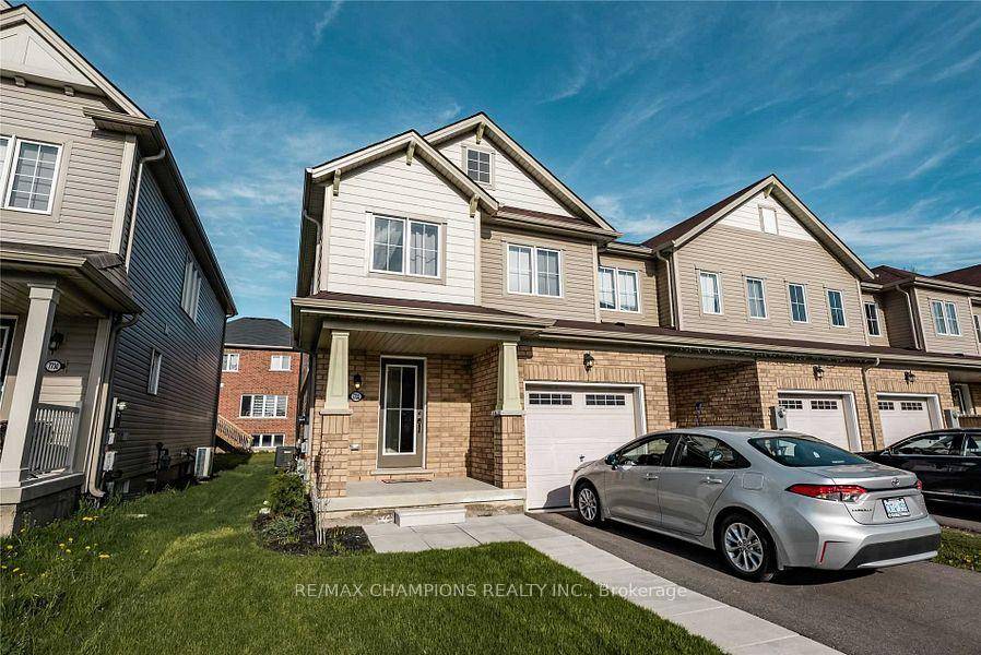 A bright Free hold, End Unit townhouse in a quiet, family friendly neighbourhood of Niagara Falls.