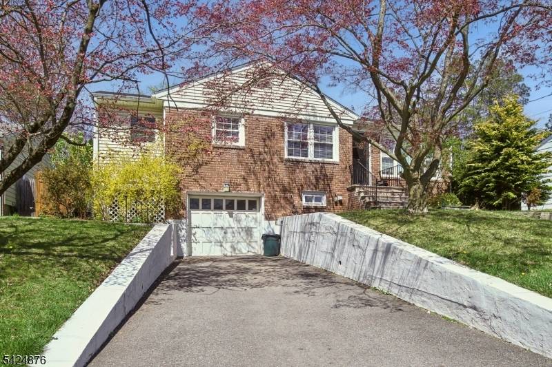 A well maintained ranch is ideal for a starter.