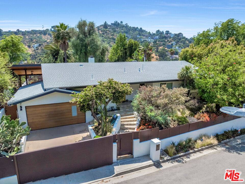 6570 Lakeridge Rd 3BR Hollywood Hills East La