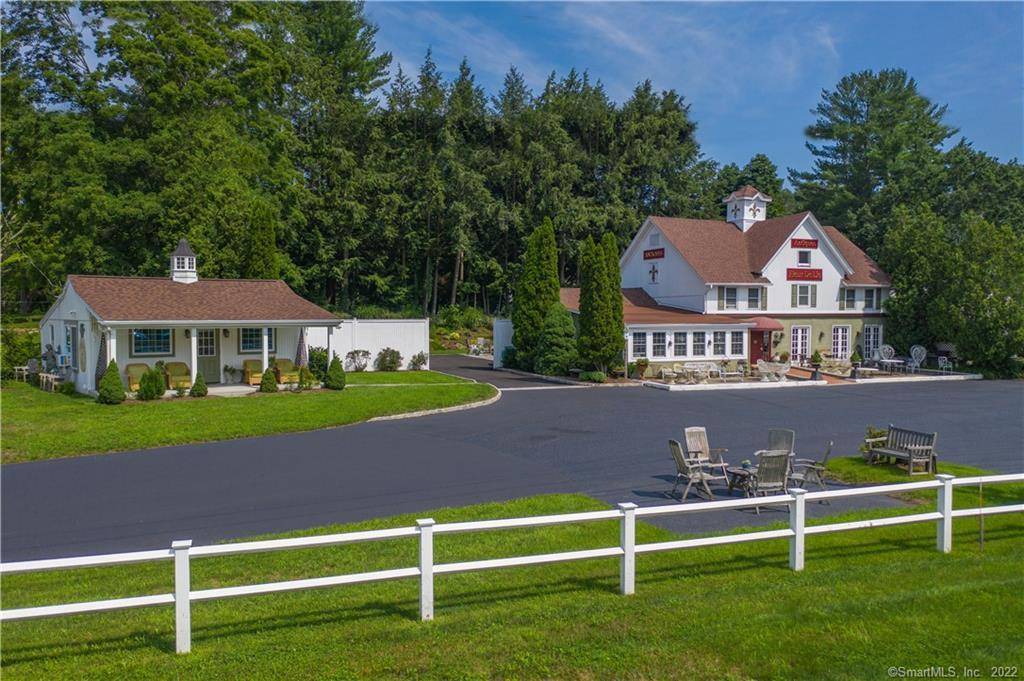 This unique property offers the perfect blend of living, working and investing in a picturesque and convenient setting.