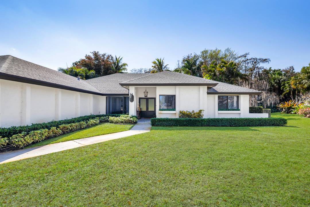 This home has it all ! Beautiful 4 bedroom, 3.