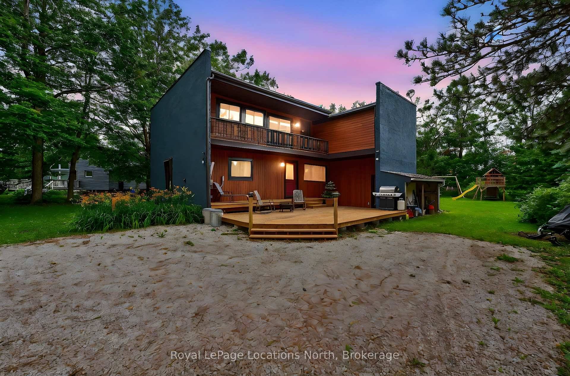 Vintage Chalet Charm ! Welcome to 119 Tyrol Ave, an iconic 1970s chalet nestled at the very top of Blue Mountain.
